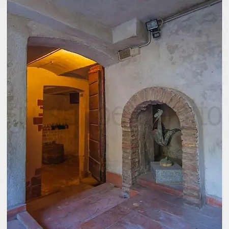 Via Dei Due Ponti * Vicopisano